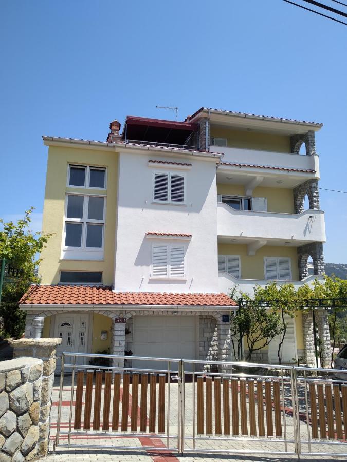 Apartments Mlacovic Раб Экстерьер фото